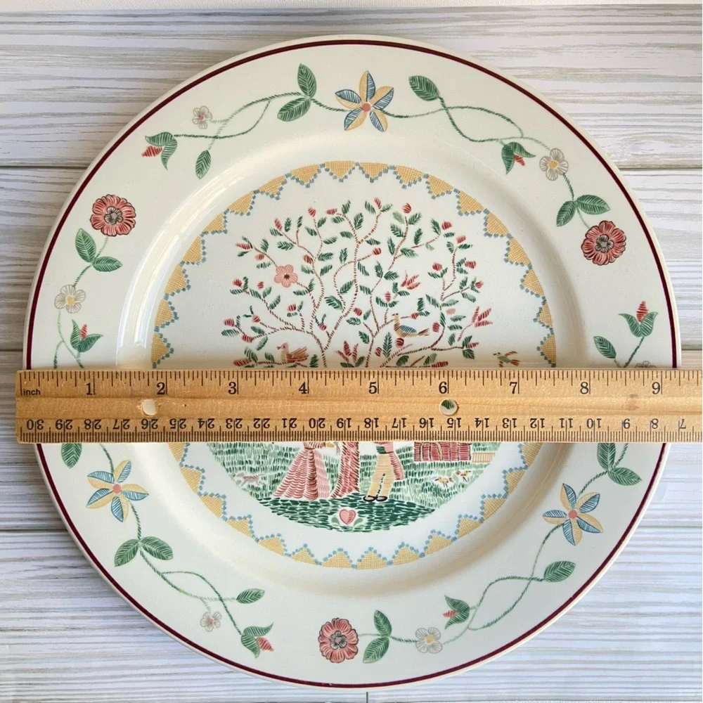 Villeroy & Boch American Sampler Luxembourg luncheon plate village scene vintage